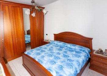 Camera da letto - Quadrilocale via Chiaverano, 78, Cascinette d'Ivrea - foto 13