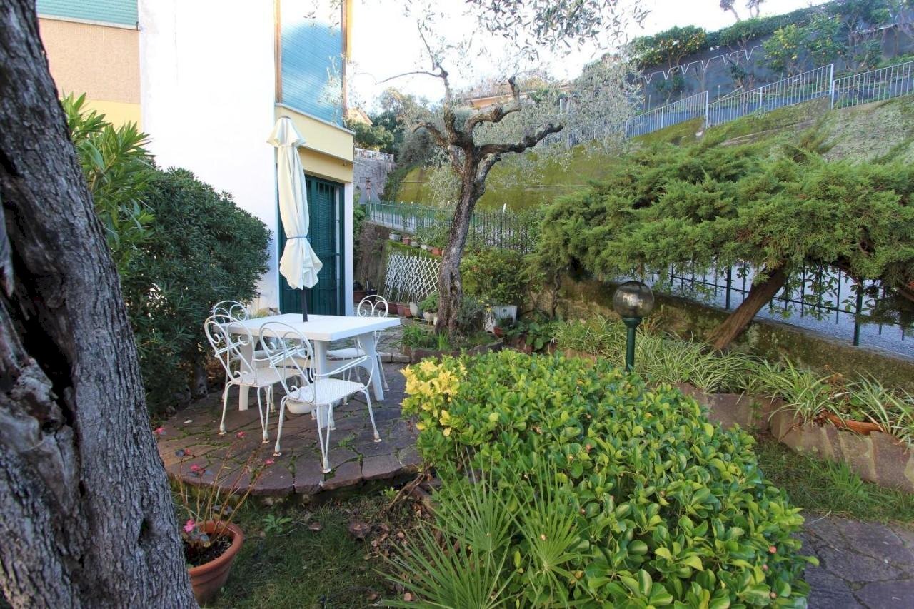 1273097-7owdr73cl5.jpg - Appartamento Via Carbognano 3 ° Traversa, Lerici - foto 2