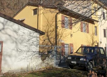 esterna 2.jpeg - Porzione di casa Varsi - foto 1