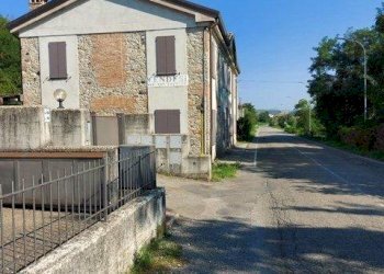 d5fa6987-fdac-4f77-9f93-2b95bd0a646b.JPG - Porzione di casa Fornovo di Taro - foto 4