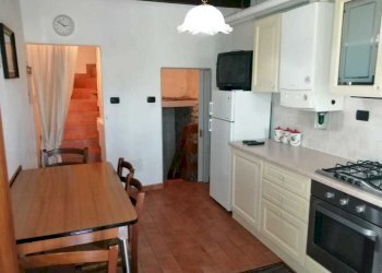 C15F5E6B-3E4D-46EE-8161-671E954D5276.jpeg - Trilocale Varano de' Melegari - foto 3