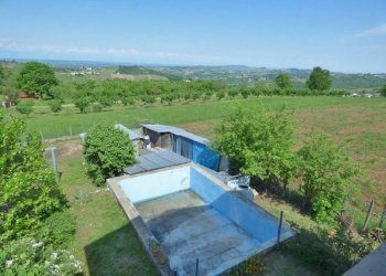 Casa indipendente Belvedere Langhe - foto 18