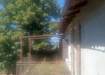 Facciata - Rustico via Casale, Camagna Monferrato - foto 11