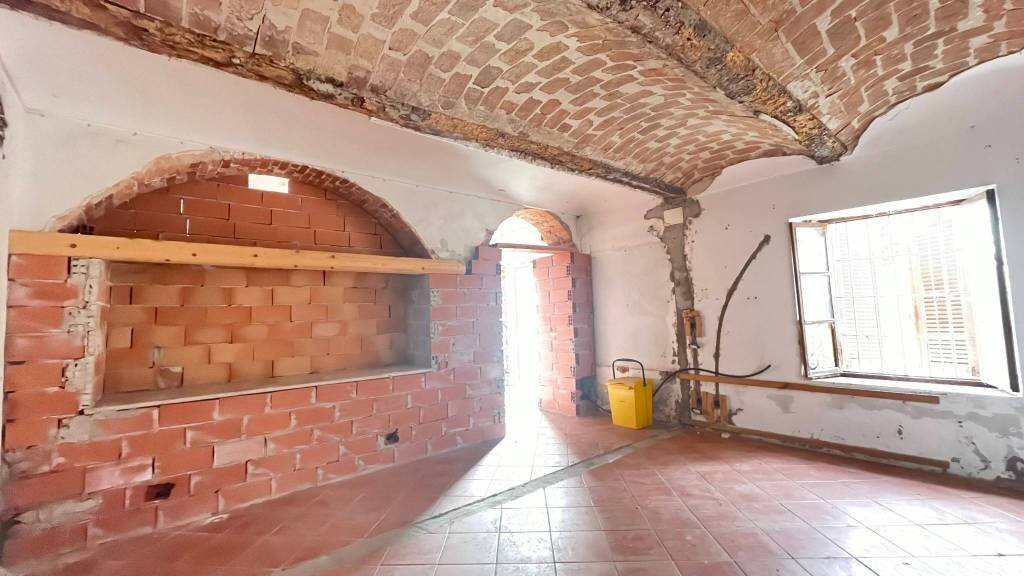 Stanza non arredata - Rustico Borgata Torrazzo, 29, San Damiano d'Asti - foto 2