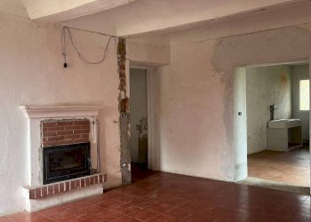 Stanza non arredata - Rustico Borgata Torrazzo, 29, San Damiano d'Asti - foto 5