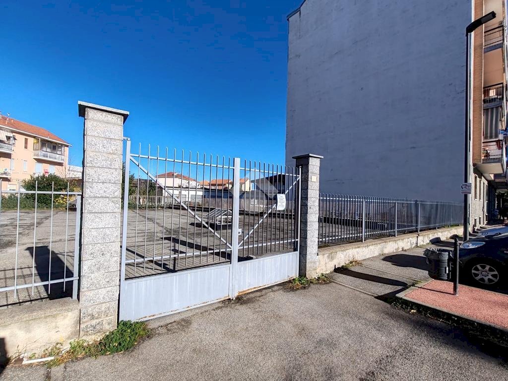 Parking space Via Alba, Rivalta di Torino - photo 1