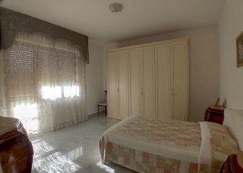 camera da letto - Independent house Scafa - photo 9