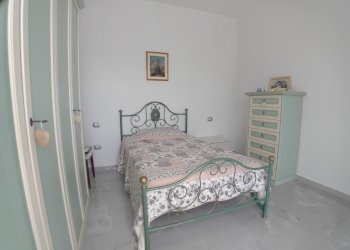 camera da letto - Independent house Scafa - photo 12