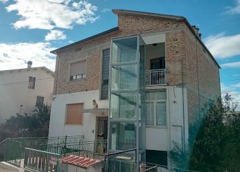 facciata - Independent house Scafa - photo 23