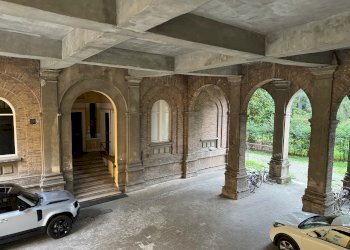 Vista - Bilocale Via Ganaceto, Modena (zona Centro Storico) - foto 3