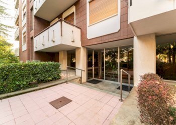 Quadrilocale via Balzico, Torino (zona Città Giardino) - foto 1