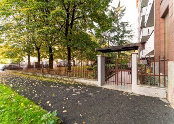 Quadrilocale via Balzico, Torino (zona Città Giardino) - foto 2