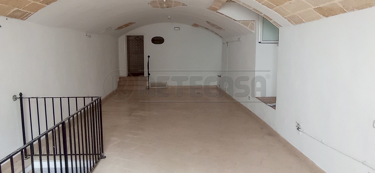 4.jpg - Locale Commerciale Via Incrociata 2, Gallipoli - foto 3