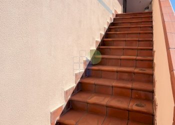 scala di accesso all\'abitazione - Locale Commerciale Via dell'INdustria 22, Rosignano Marittimo - foto 10