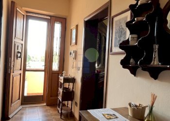 ingresso all\'abitazione - Locale Commerciale Via dell'INdustria 22, Rosignano Marittimo - foto 11