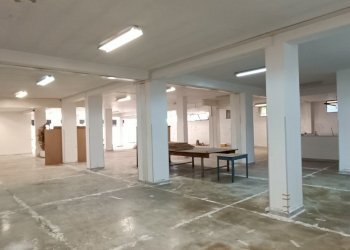 IMG20241026105649.jpg - Magazzino Via del Progresso, Lamezia Terme - foto 7