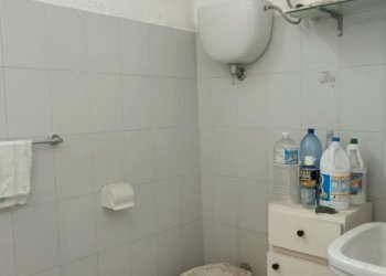 IMG20241026105741.jpg - Magazzino Via del Progresso, Lamezia Terme - foto 10