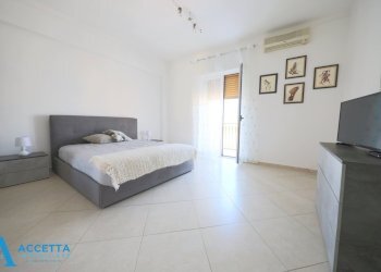 camera da letto - Three-room apartment Via Rintone 28, Taranto - photo 9