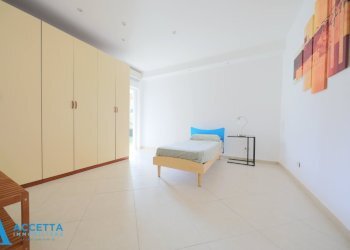 camera da letto - Three-room apartment Via Rintone 28, Taranto - photo 15