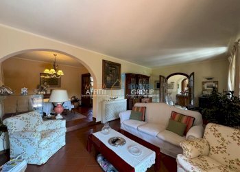 1280352-ekdp99ml.jpeg - Villa via Rosseti e Bandini 55, Forte dei Marmi - foto 2