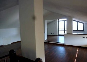 Disimpegno - Villa strada Pennaccini, Bra - foto 9