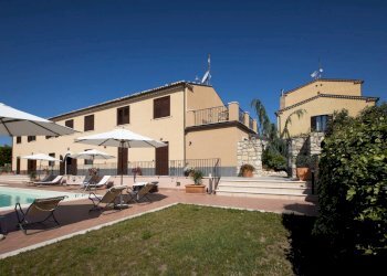 Attività Commerciale CONTRADA DI PEZZE CORUNDOLI, Montecilfone - foto 3