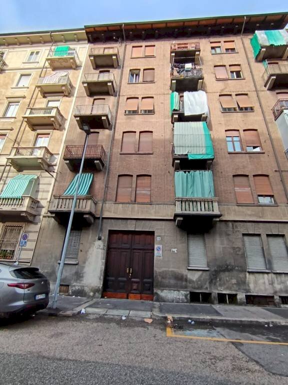 Facciata - Box corso Giulio Cesare, 151, Torino - foto 1