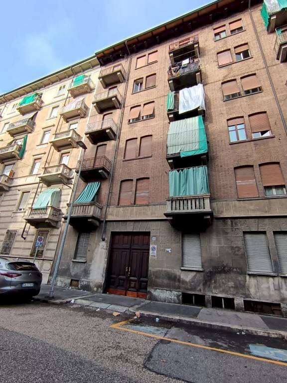 Facciata - Box corso Giulio Cesare, 151, Torino - foto 2