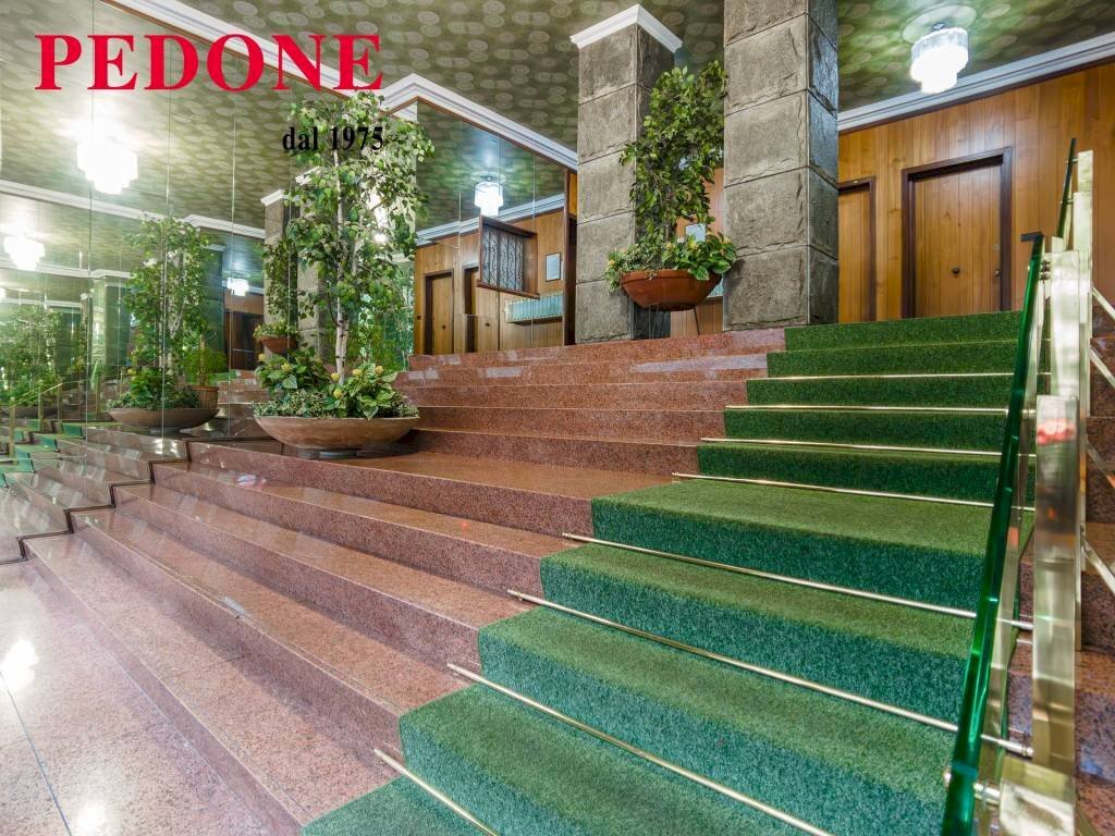 Interno palazzo - Three-room apartment corso Svizzera, 112, Torino (neighborhood Campidoglio) - photo 3