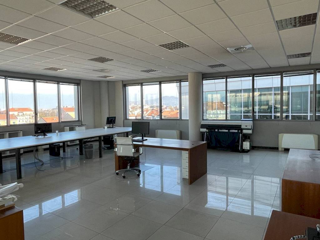 Ufficio - Office strada del Drosso, 33, Torino (neighborhood Mirafiori Sud) - photo 2