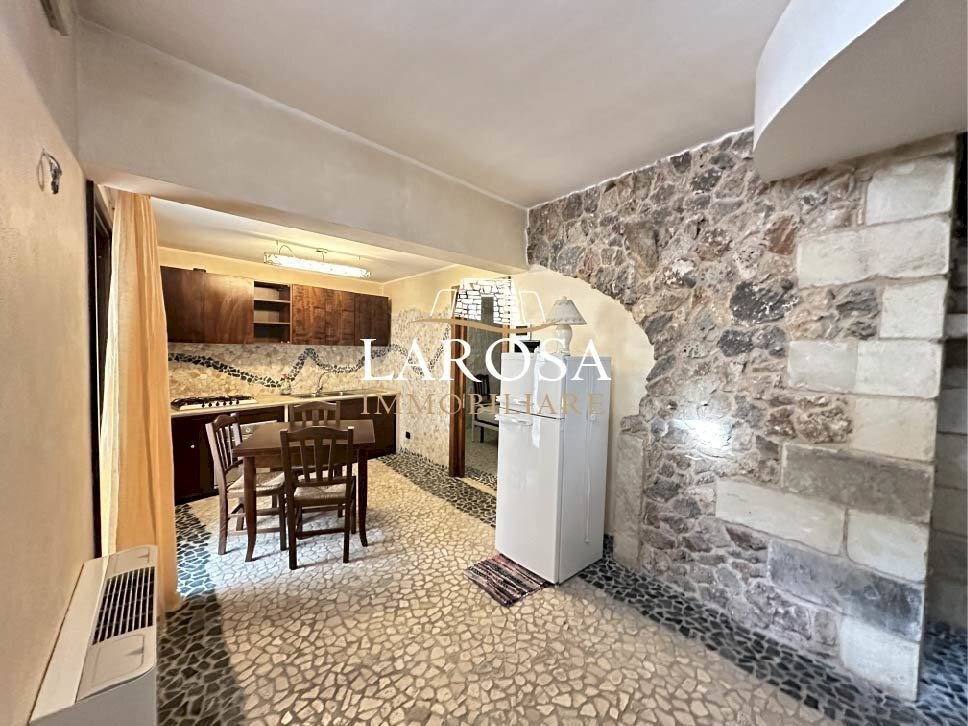 5.jpg - Quadrilocale Vernole - foto 3