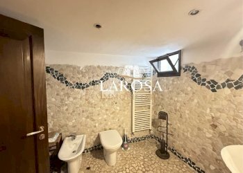 9.jpg - Quadrilocale Vernole - foto 11