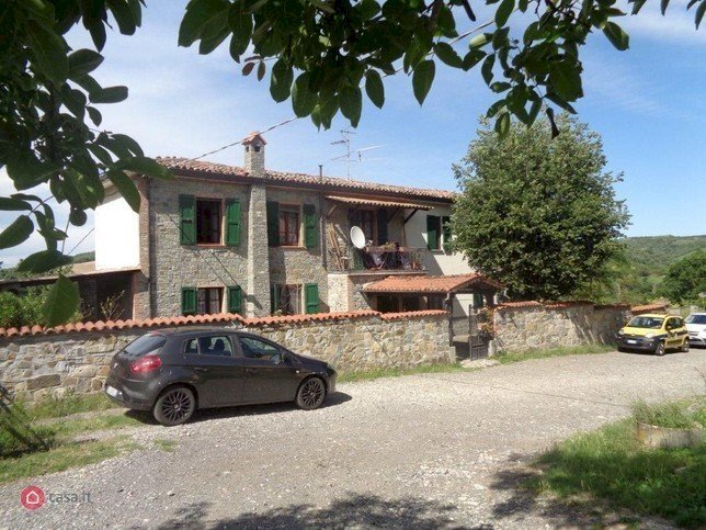 21af8c3d7ed9ee4667fbe8c3f7c8f1e3.jpg - Villa Fornovo di Taro - foto 1