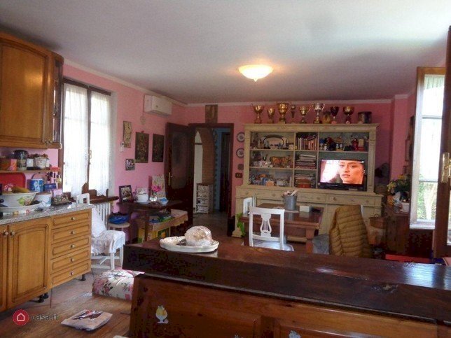 884ee18407d30ee67c4eb3a8ddc65e5e.jpg - Villa Fornovo di Taro - foto 3
