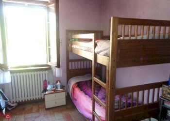 bd192ed8cdbd1c67dba54cd5f3d74f7c.jpg - Villa Fornovo di Taro - foto 13