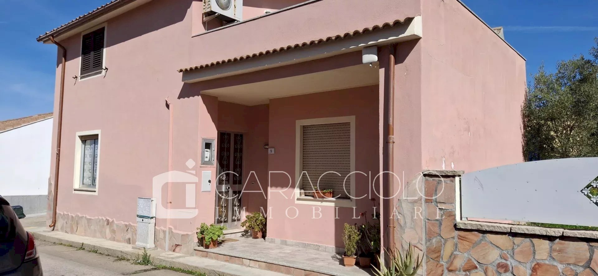Three-room apartment Olbia - photo 1
