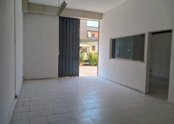 Magazzino via Giustino Fortunato, Baronissi - foto 2