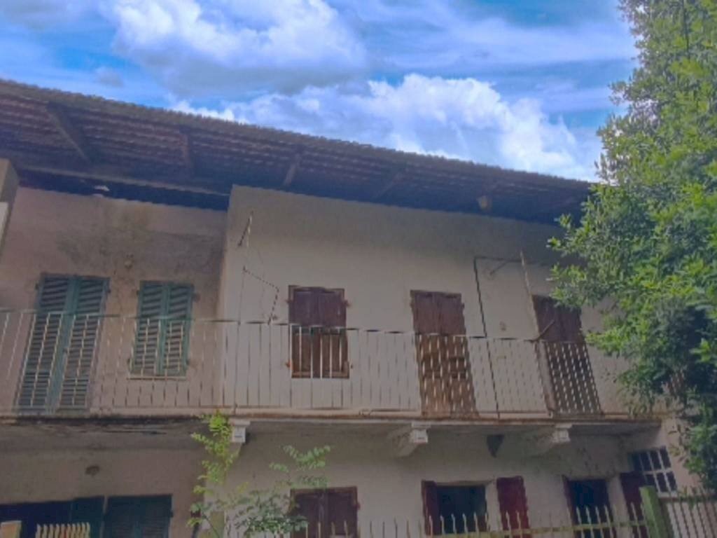 Villa Via Aldo Moro 8, Pertusio - photo 1
