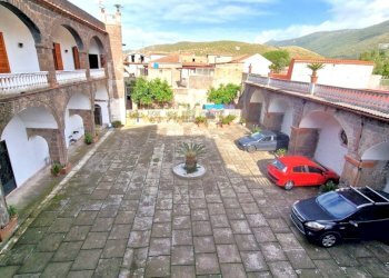 Palazzo Storico Camigliano - foto 12