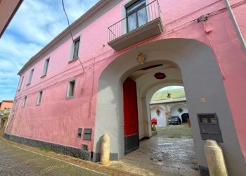 Palazzo Storico Camigliano - foto 15