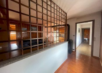 Three-room apartment Via Pierre Antoine Mons. Dauphin, Nus - photo 4