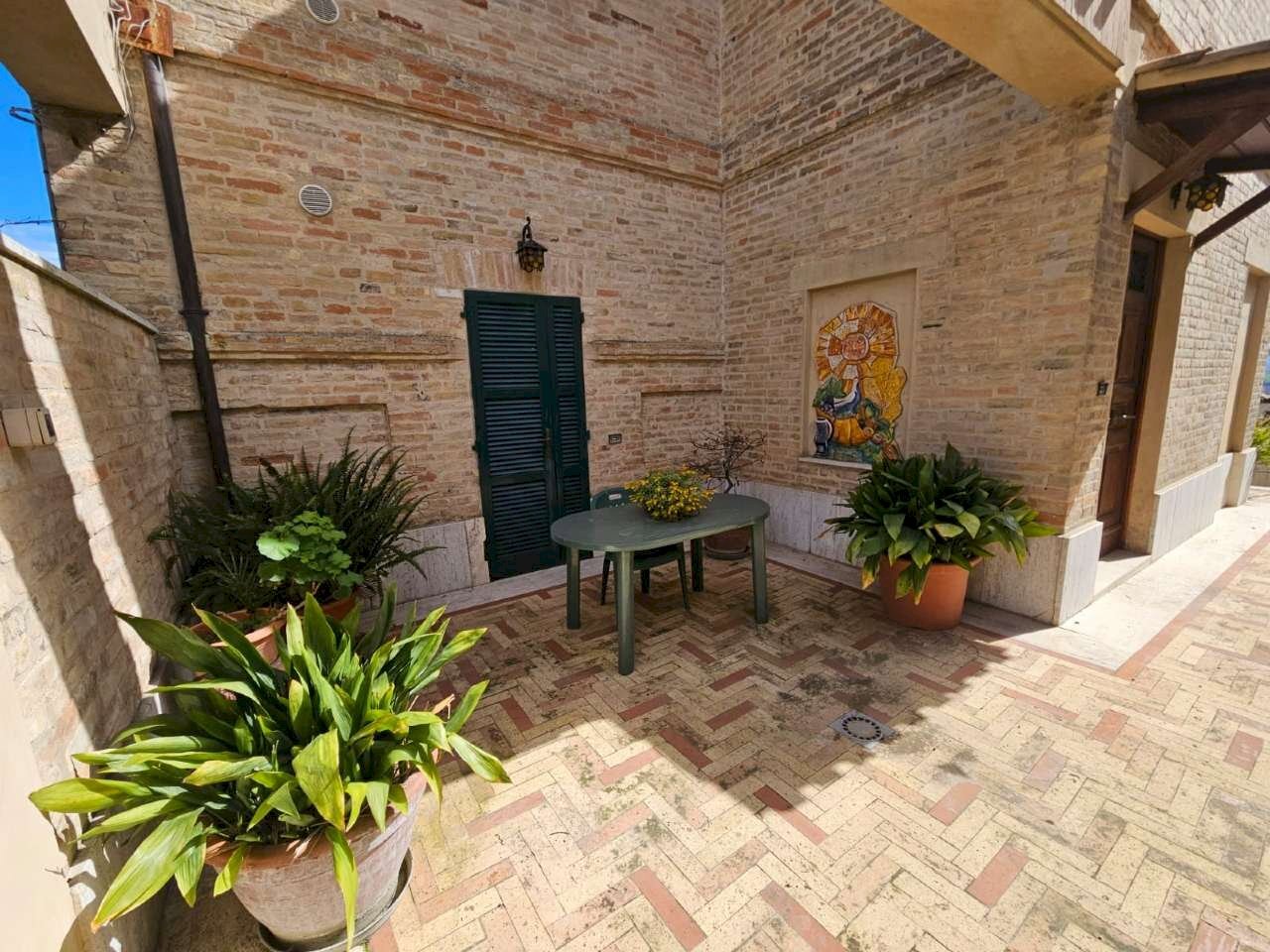 img-20240403-wa0024 - Villa Bifamiliare Osimo - foto 2