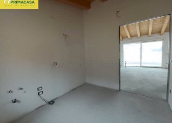 Stanza non arredata - Apartment via TEMPESTA, 63, Noale - photo 19