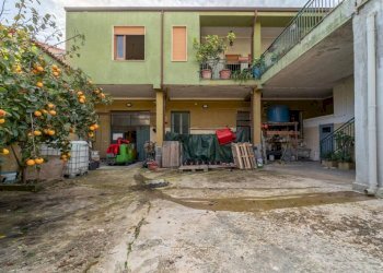 Facciata - Villa via Raffaello Delogu, Ittiri - foto 30