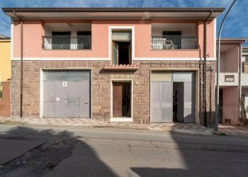 Facciata - Villa via Raffaello Delogu, Ittiri - foto 36