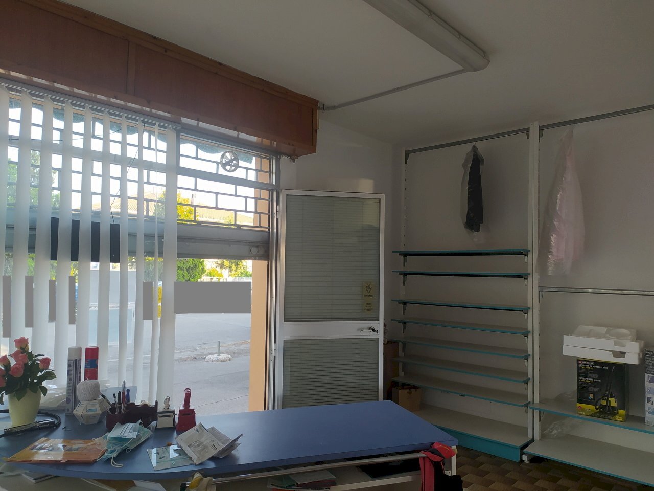 ingresso.jpg - Commercial Premises Via Volontari della Libertà 11, Santarcangelo di Romagna - photo 3