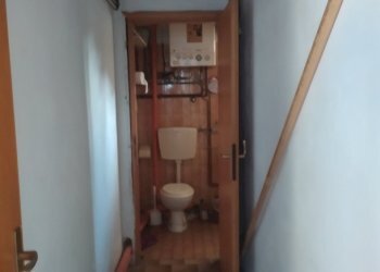 wc.jpg - Commercial Premises Via Volontari della Libertà 11, Santarcangelo di Romagna - photo 9