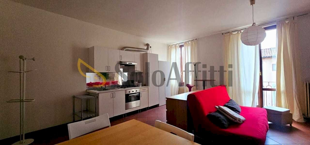 Sala con angolo cottura - Two-room apartment Forlì - photo 2