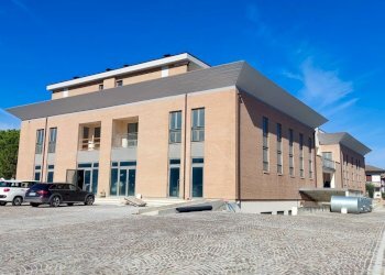 PT ESTERNO FOTO F.jpg - Stabile - Palazzo Spinetoli - foto 1