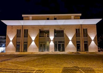 6769 notturna.jpg - Stabile - Palazzo Spinetoli - foto 2